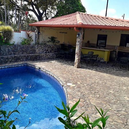 Dos Palmas Studio Apartments Río Segundo Dış mekan fotoğraf