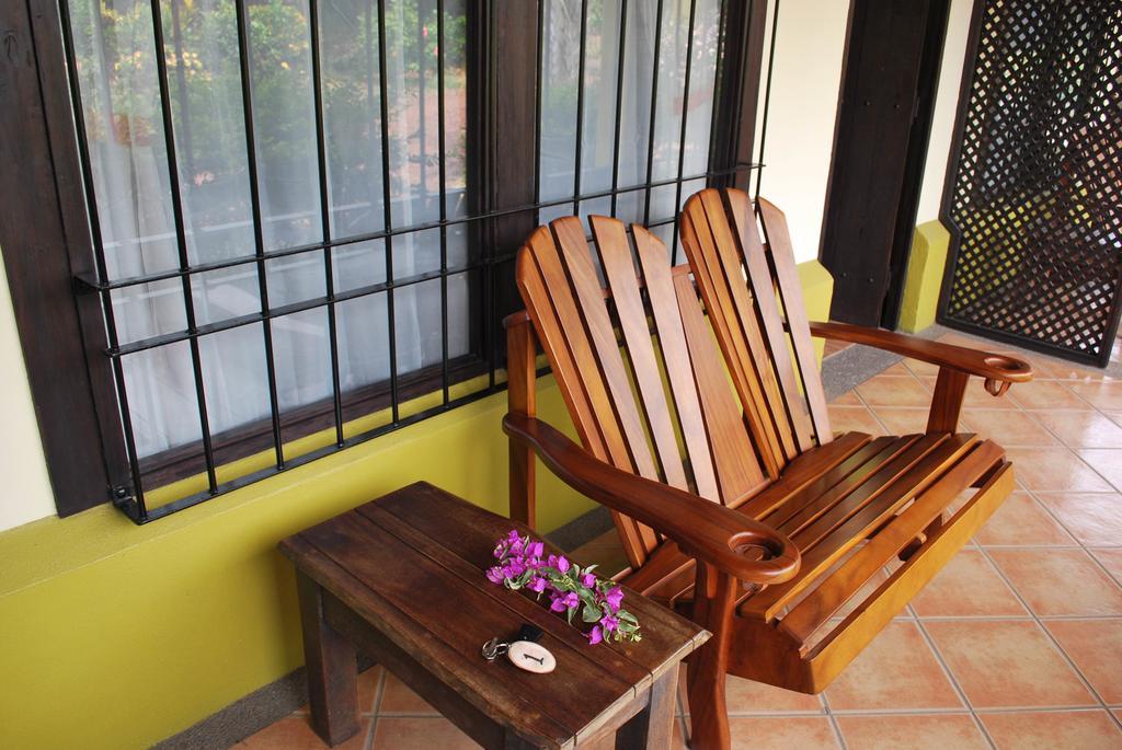 Dos Palmas Studio Apartments Río Segundo Dış mekan fotoğraf
