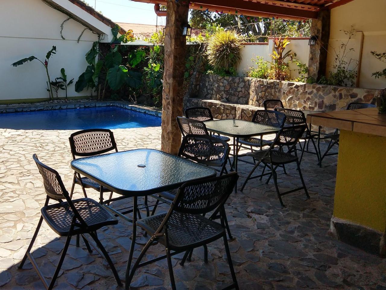Dos Palmas Studio Apartments Río Segundo Dış mekan fotoğraf