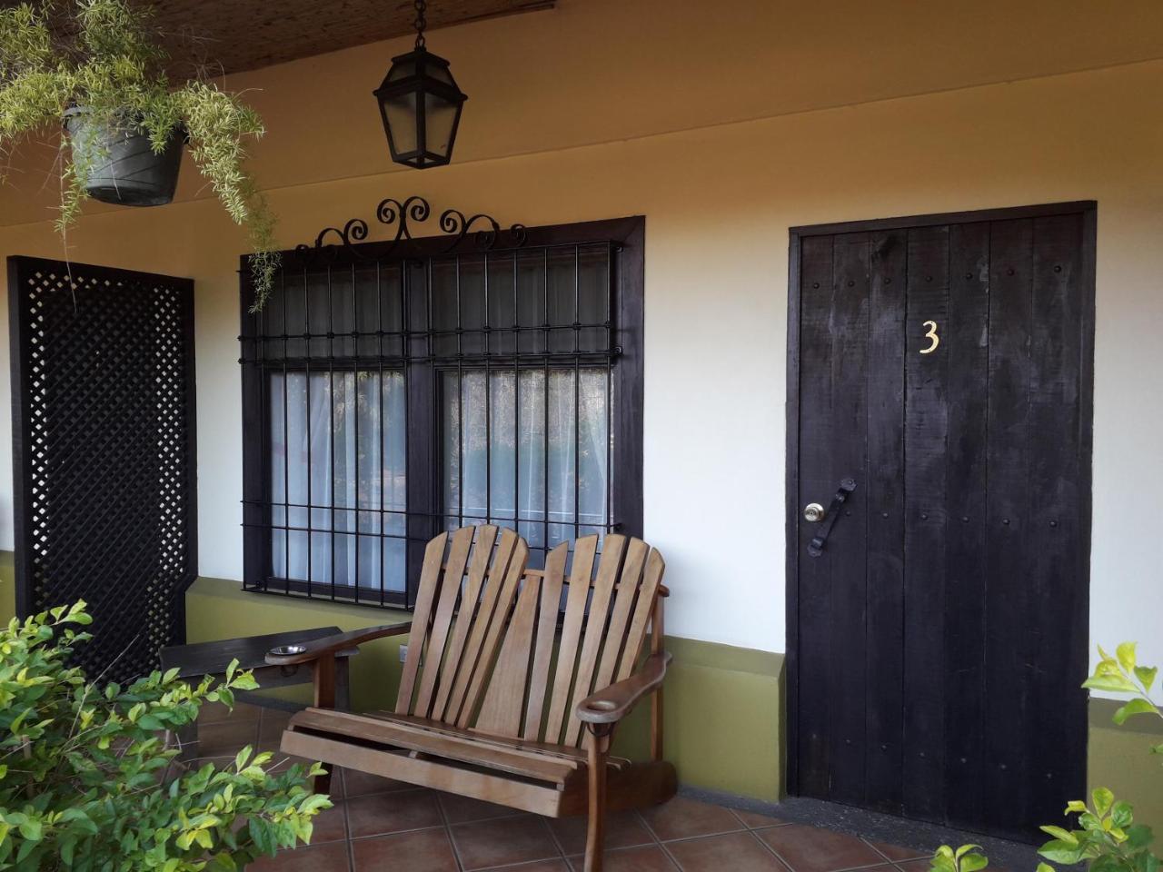Dos Palmas Studio Apartments Río Segundo Dış mekan fotoğraf