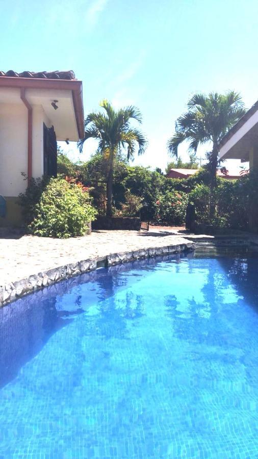 Dos Palmas Studio Apartments Río Segundo Dış mekan fotoğraf